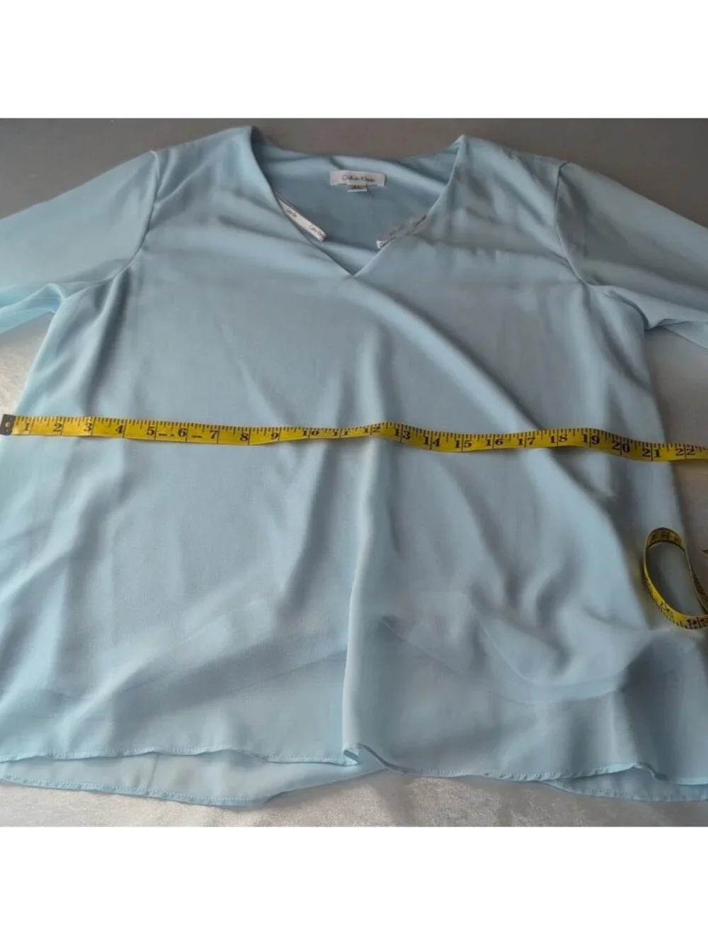 Light Blue Blouse Size Large GREAT CONDITION! - Picture 15 of 15